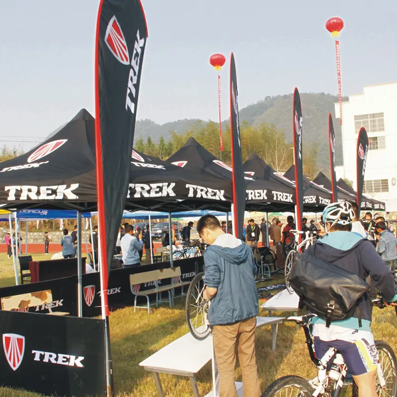 Намет із навісом